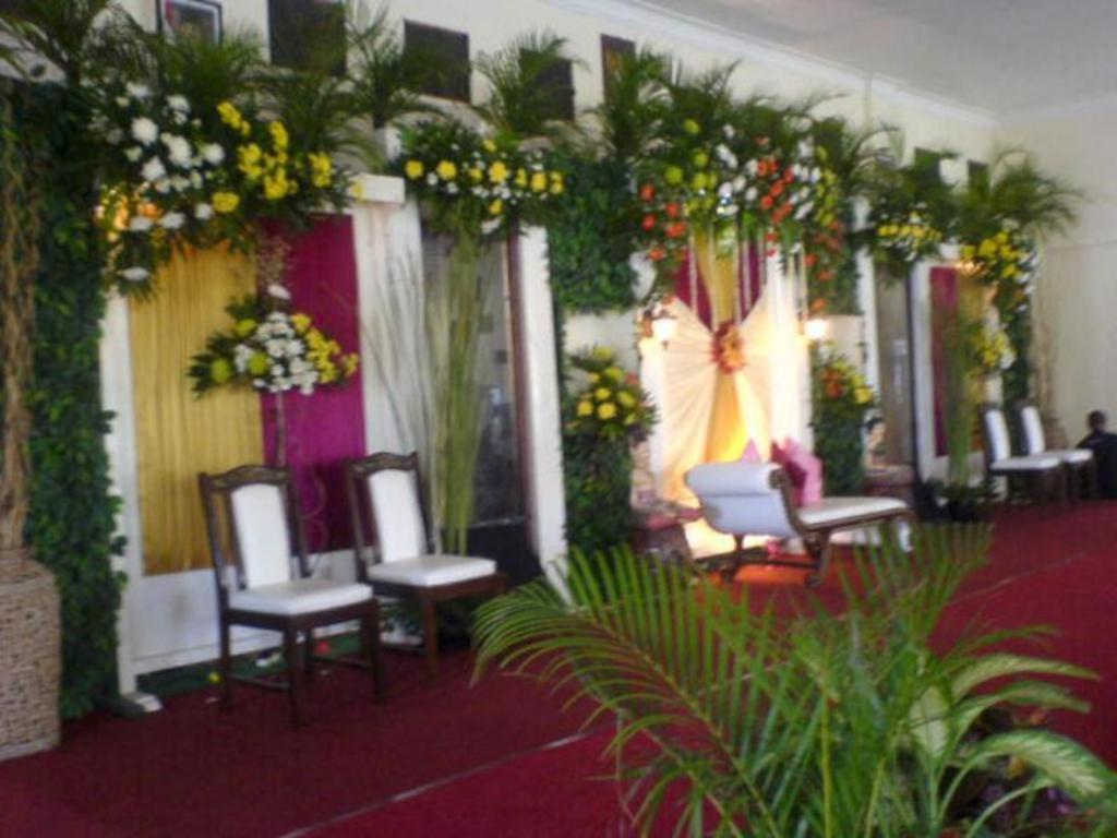 โรงแรมคิง Wates  ภายนอก รูปภาพ